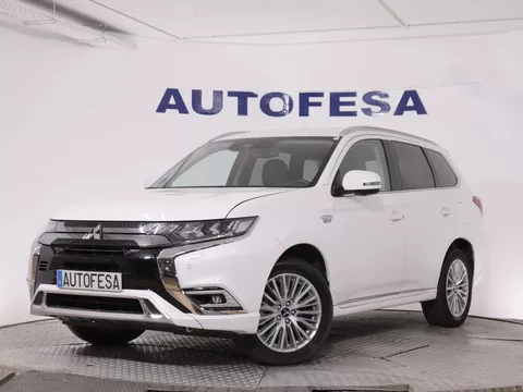 Mitsubishi Outlander 2.4 PHEV KAITEKI AUTO 4WD 224CV 5P #IVA DEDUCIBLE,CAMARA TRASERA,