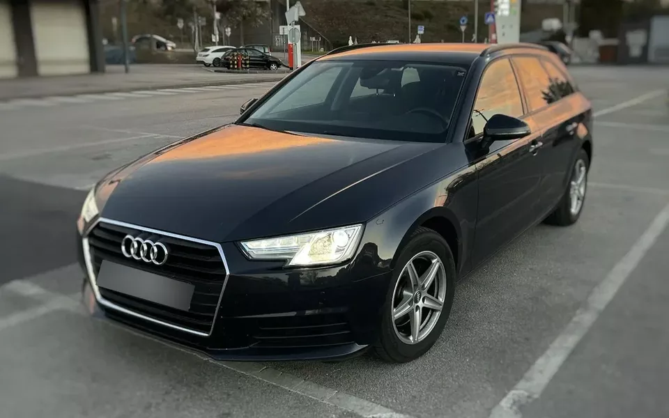 Audi A4 Avant 2.0 TDi S tronic