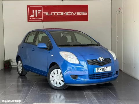 Toyota Yaris 1.0 VVT-i Cool Edition