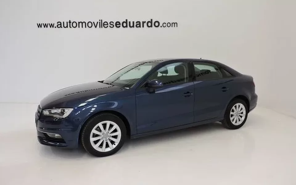 AUDI A3 Sedan 1.6 TDI clean diesel 110 CV Attraction