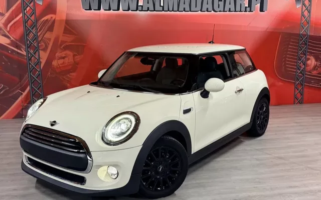 MINI 3 Portas One Sport Edition