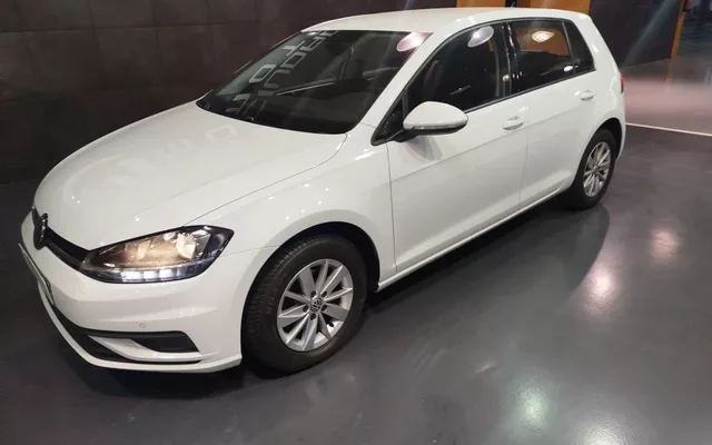 VOLKSWAGEN Golf Golf 1.0 TSI Business Edition 85kW