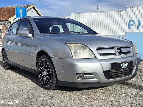 Opel Signum 2.2 DTi