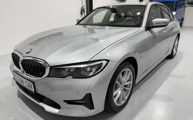 BMW Serie 3 330e