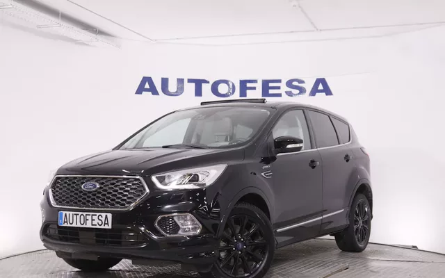 Ford Kuga 2.0 TDCI VIGNALE 4X2 150CV 5P # CUERO, TECHO ELECTRICO PANORAMICO, NAVY
