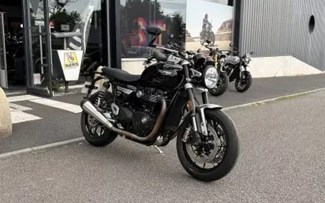 Village motos