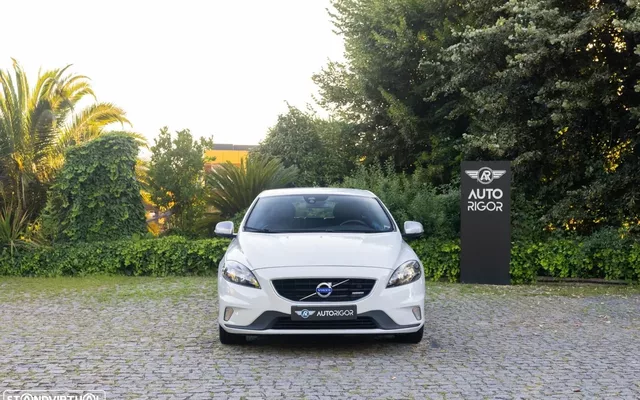 Volvo V40 1.6 D2 R-Design