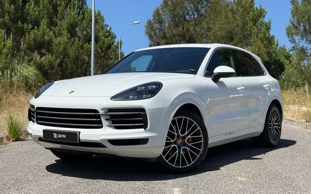 Porsche Cayenne E-Hybrid Tiptronic S