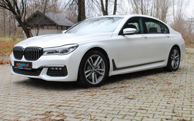 BMW SERIA 7 2015