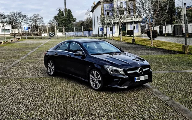 Mercedes-Benz CLA 220 (CDI) d 4Matic 7G-DCT AMG Line