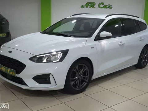 Ford Focus SW 1.0 EcoBoost ST-Line