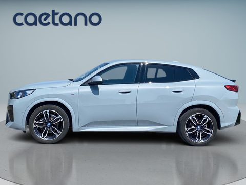 BMW iX2