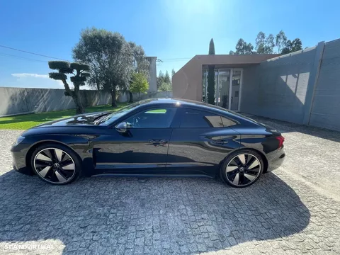 Audi e-tron GT quattro