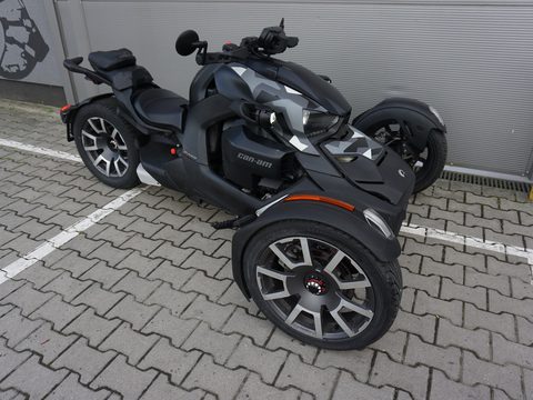 Can Am Ryker 900 Rally
