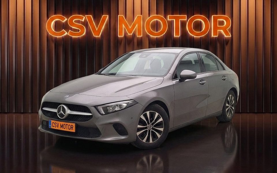 MERCEDES-BENZ Clase A A 180 d Sedan