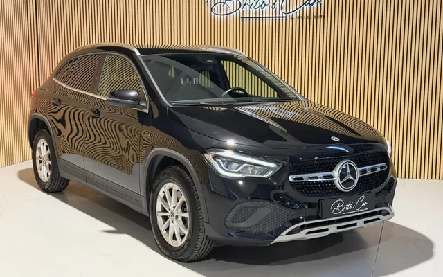Mercedes-Benz GLA 250 e Progressive