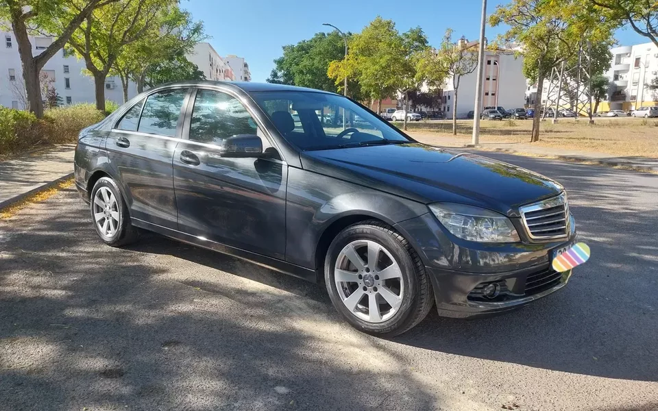 Mercedes-Benz C 220 CDi Elegance BlueEfficiency