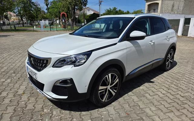 Peugeot 3008 1.2 PureTech Allure Pack