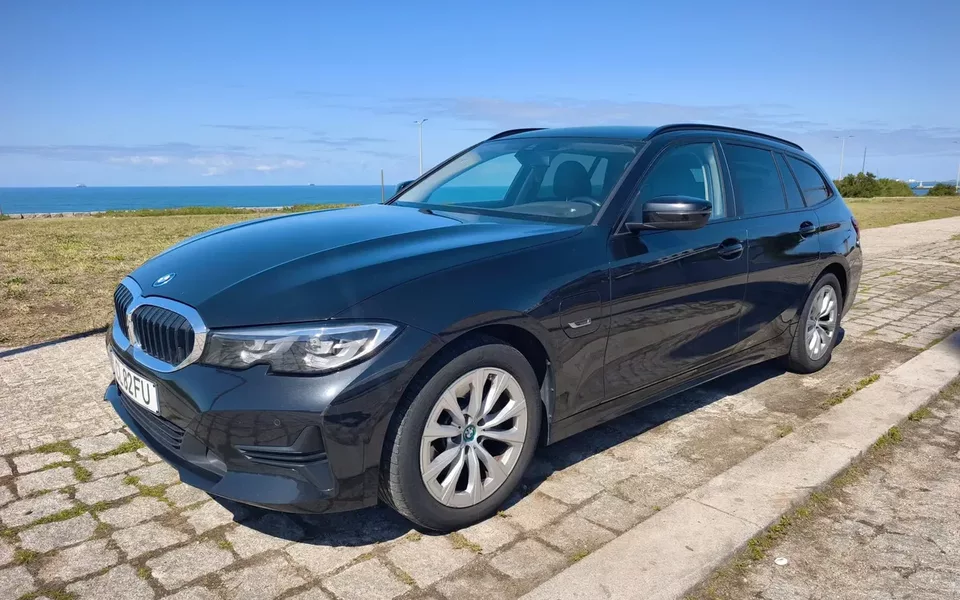 BMW 320 e Aut. Sport Line