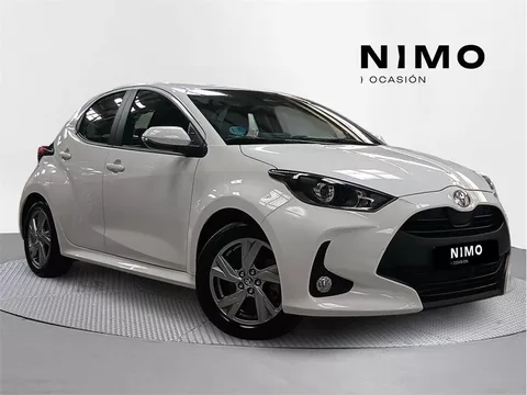 TOYOTA Yaris Yaris 120H 1.5 Active Plus - 24200€ en Huelva