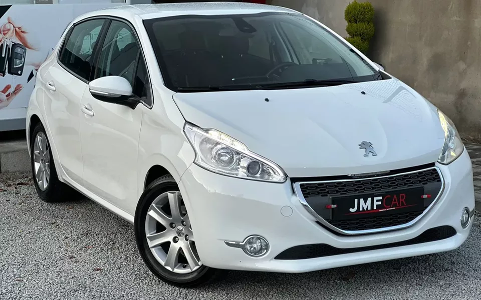Peugeot 208 e-HDi 92 Stop&Start Style