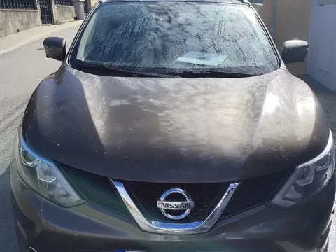 Nissan Qashqai 1.6 dCi Tekna 19 Pele