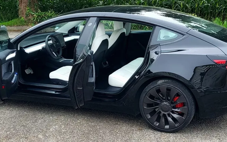 Tesla Model 3 Performance Dual Motor AWD