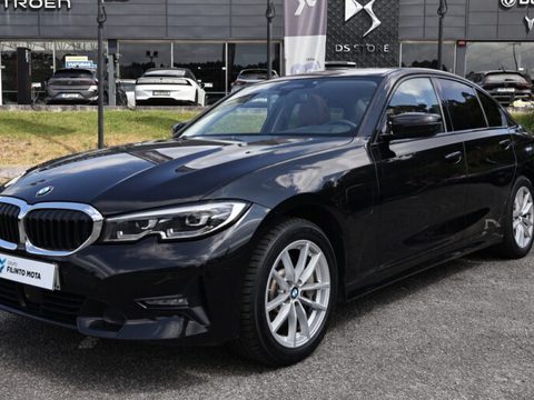 Bmw 330 e Line Luxury Auto