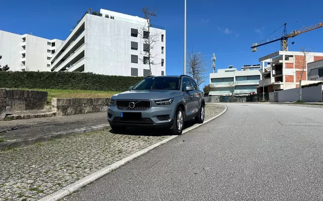 Volvo XC 40 1.5 T2 Momentum Core Geartronic