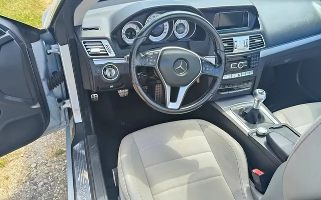 Mercedes-Benz E 220 CDI