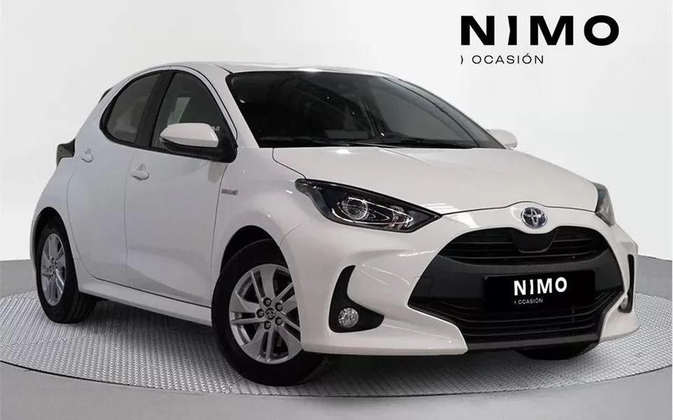 TOYOTA Yaris Yaris 120H 1.5 Business Plus - 18900€ en Huelva