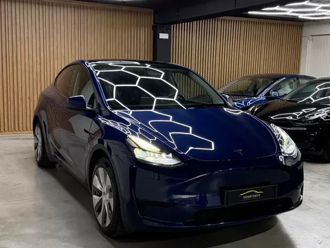 Tesla Model Y Standard