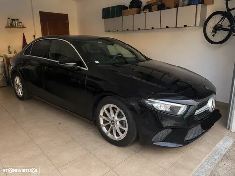 Mercedes-Benz A 180