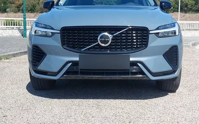 Volvo XC 60 2.0 T6 PHEV Plus Dark AWD