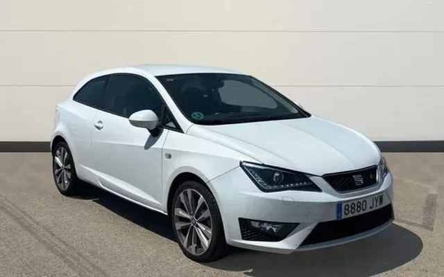SEAT Ibiza 1.0 TSI 110 PS FR SC 110 3P