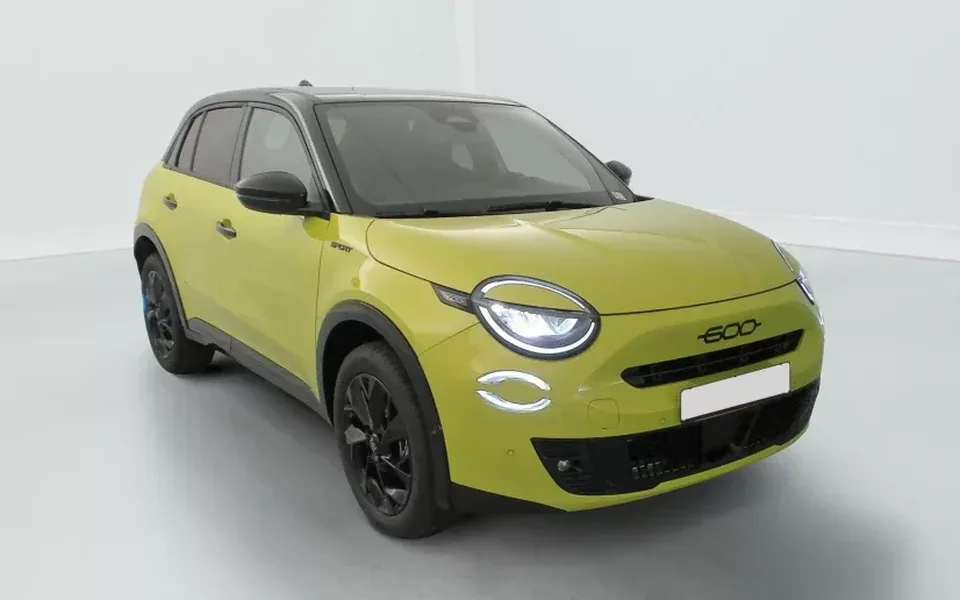 Fiat 600 T-Gen 3 1.2 Hybrid 145ch eDCT6 Sport Zéro km immatriculé
