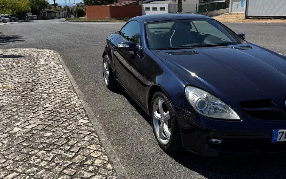 Mercedes-Benz SLK 200