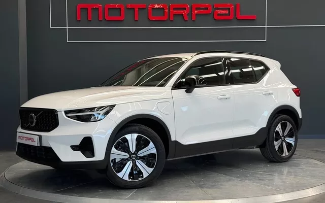 VOLVO XC40 XC40 T5 Recharge Plus Dark Aut. - 28900€ en Palencia