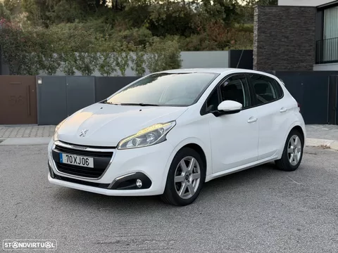 Peugeot 208 PureTech 82 Style