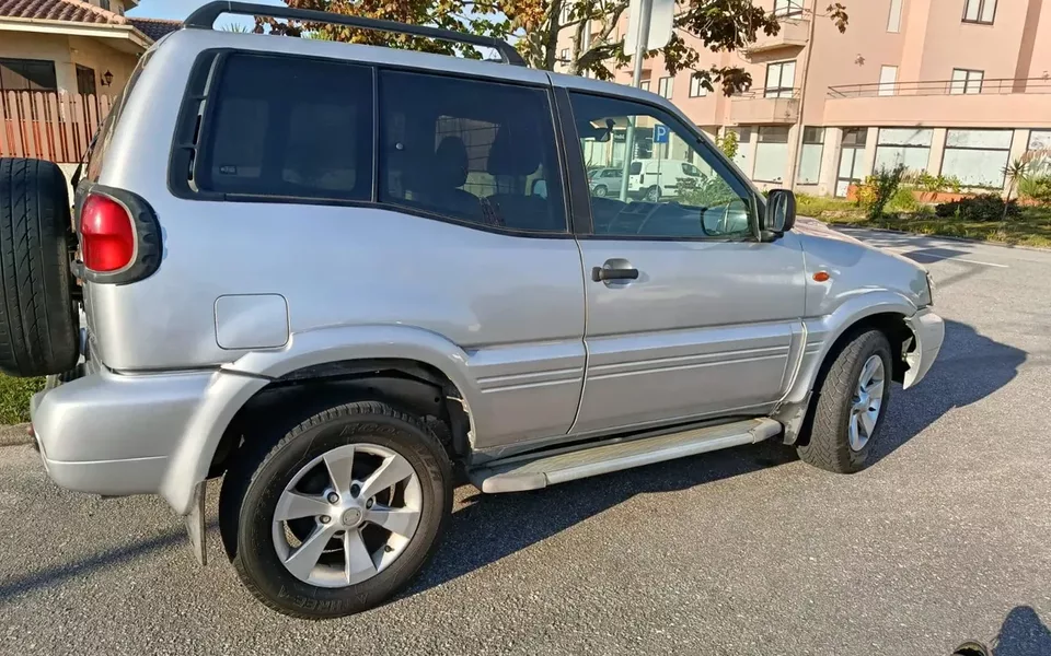 Nissan Terrano 3.0 TDi Elegance