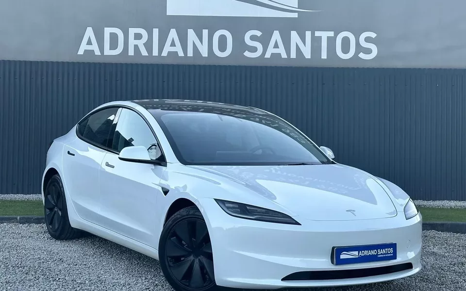 Tesla Model 3 Standard Range Plus RWD