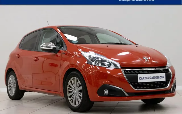 PEUGEOT 208 208 1.2 PureTech S&S Signature 82