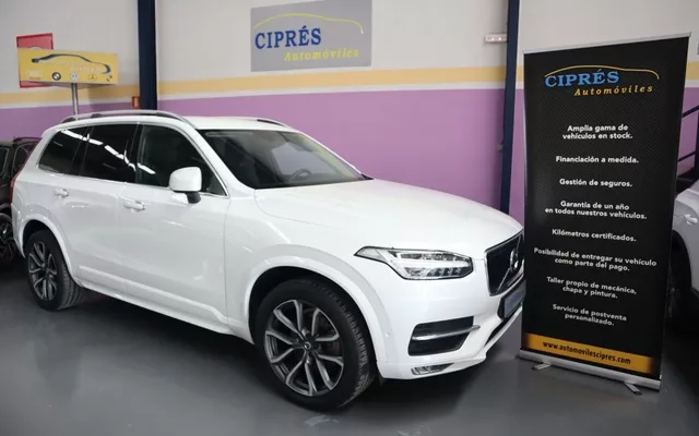 VOLVO XC90 XC90 D5 Momentum AWD 225 Aut.