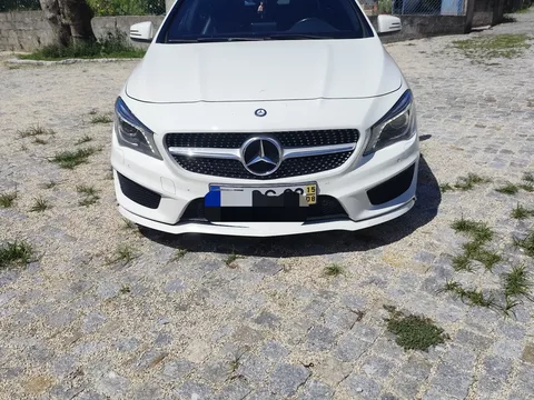 Mercedes-Benz CLA 200 d AMG Line