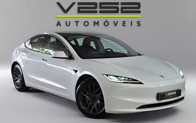 Tesla Model 3 Tração Traseira Premium