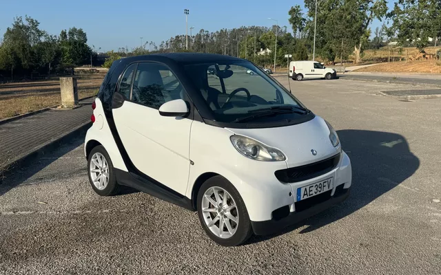 Smart ForTwo Coupé 1.0 mhd Pure 61