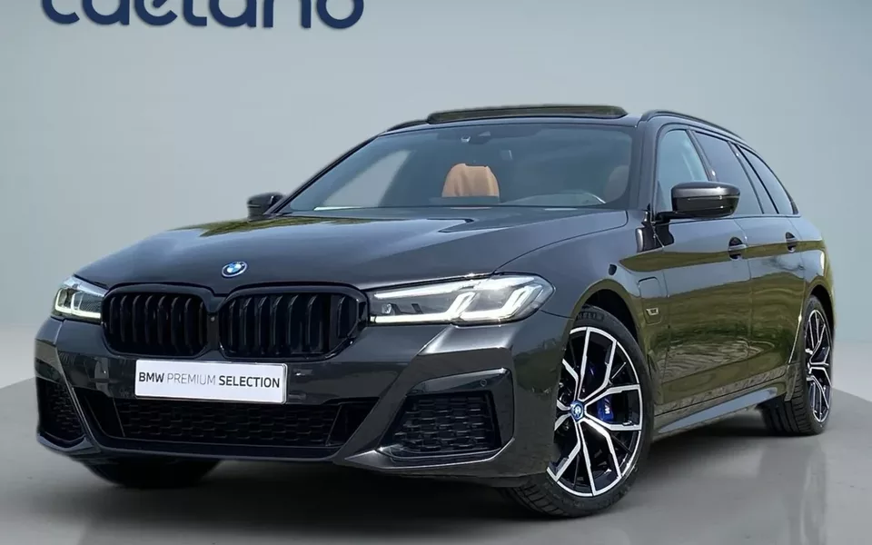 BMW 530 e Pack Desportivo M