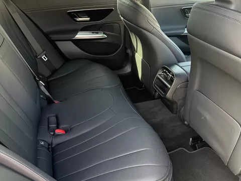 Mercedes-Benz E 300 e Station