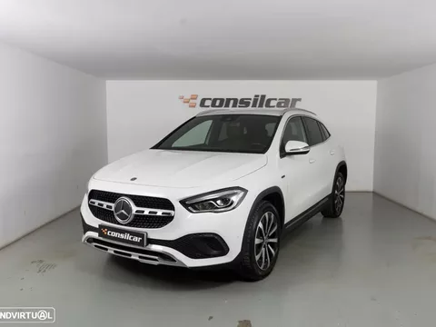 Mercedes-Benz GLA 250 e Progressive