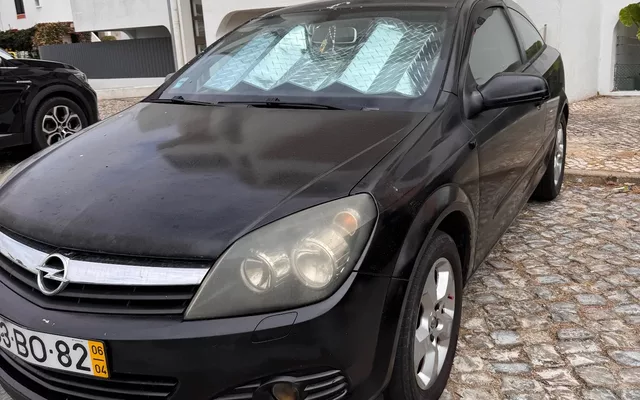 Opel Astra GTC 1.3 CDTI